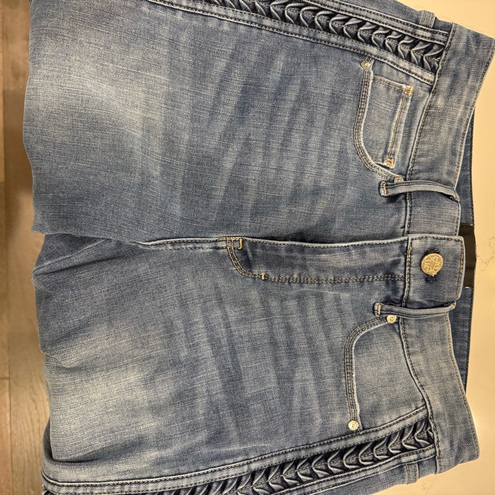 WHITE HOUSE BLACK MARKET  Jeans with Side  puckered Pattern sz 6